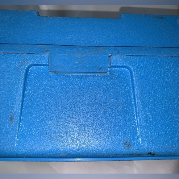 EMCO Blue Plastic Fishing Tackle Box with Handle Fish Stories Compartments - Picture 8 of 11